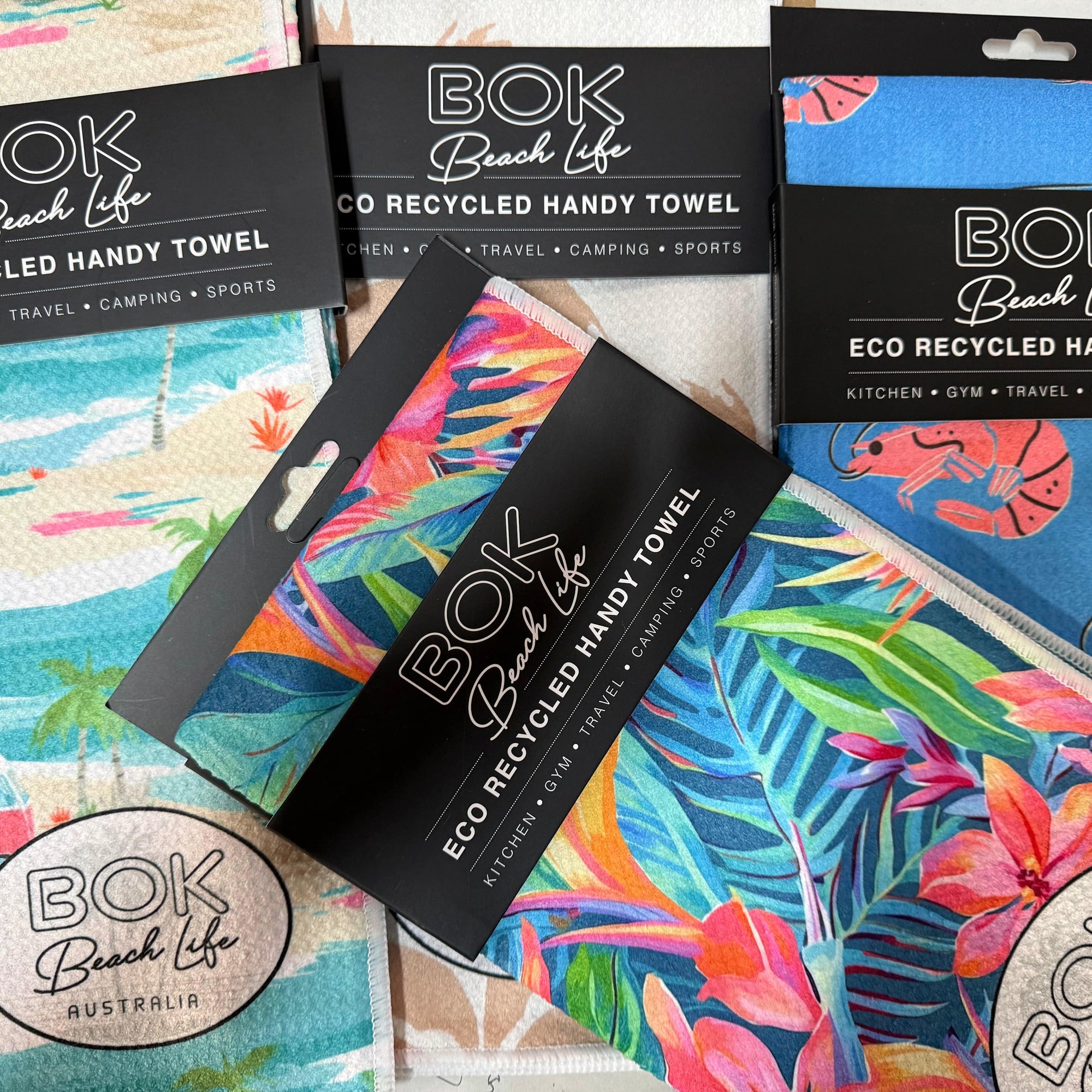 Handy-towel-eco-50cm-x-70cm-recycled-bottles-pet-Bok-Beach-life-Transmutation