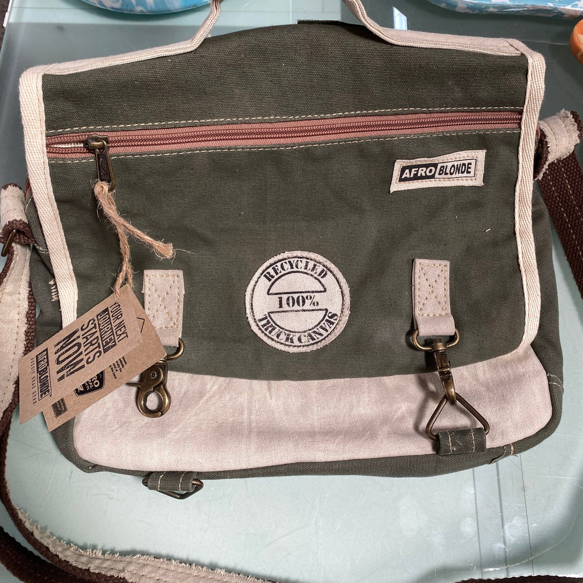 AfroBlonde Bag Bag - Frontier Messenger