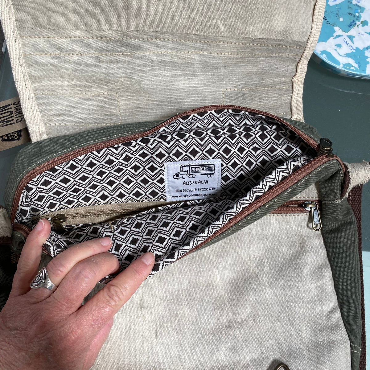 AfroBlonde Bag Bag - Frontier Messenger