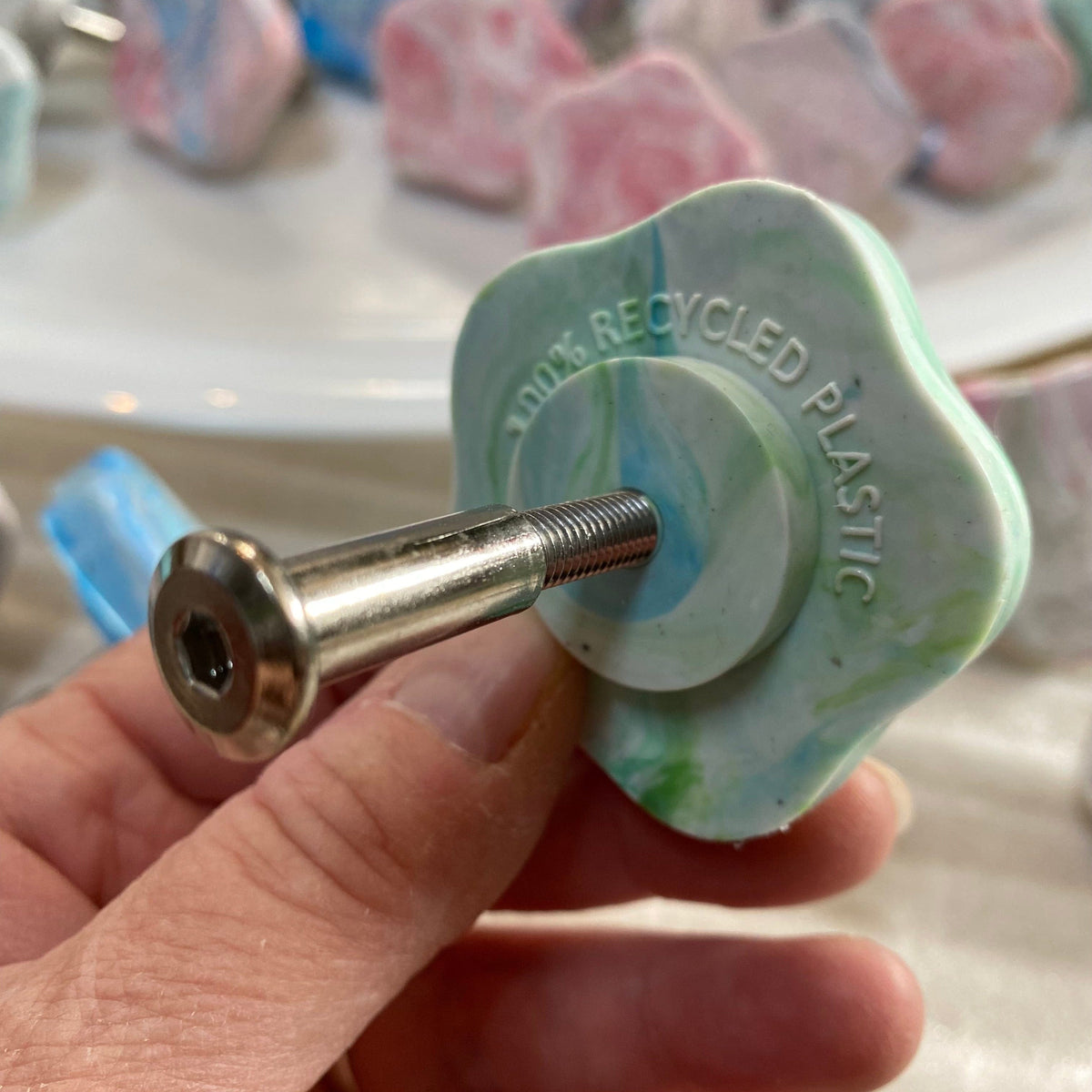 Transmutation Handle Handle - Cupboard - Recycled Plastic