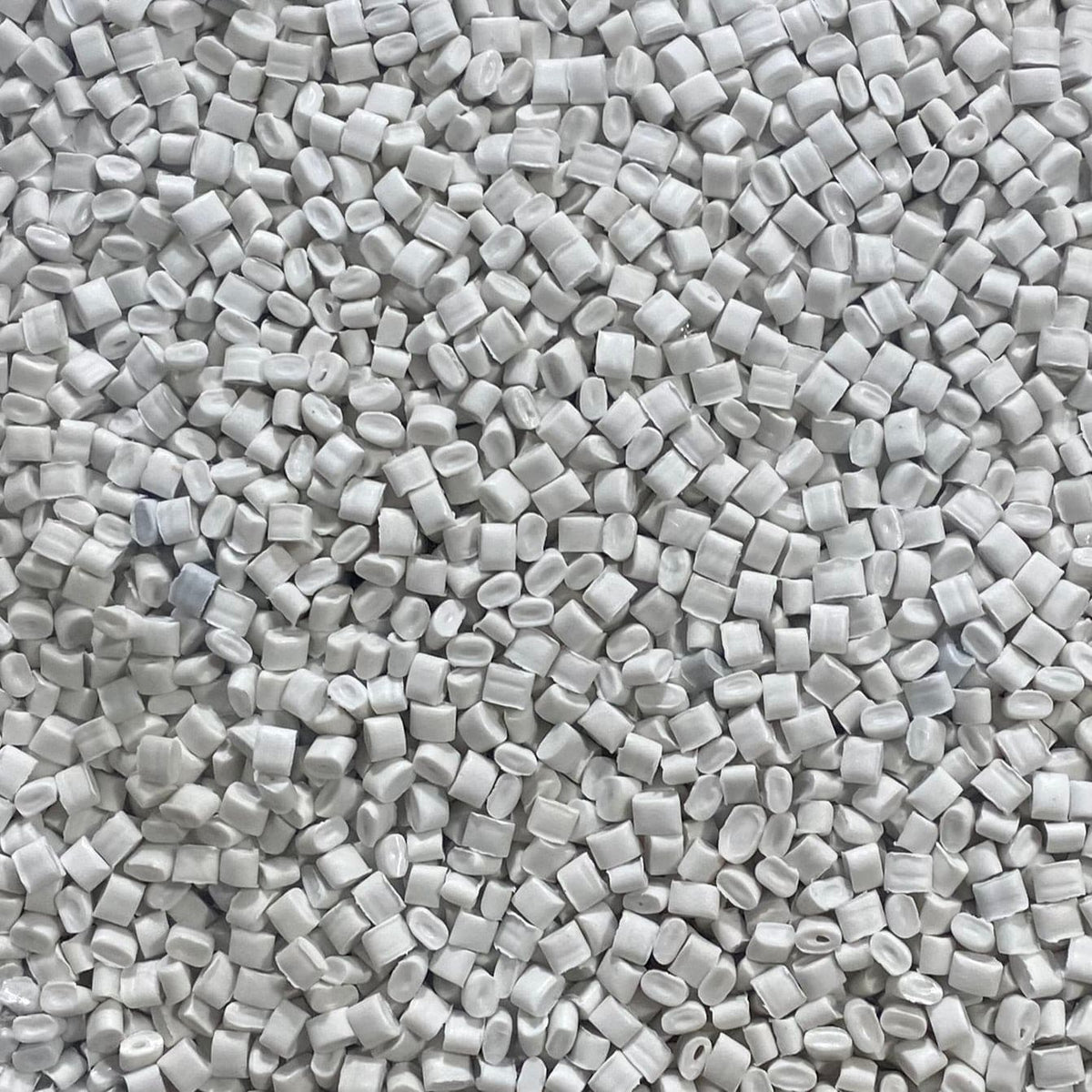 Transmutation Plastic Pellet Pellets - Recycled Off White HDPE (compression)