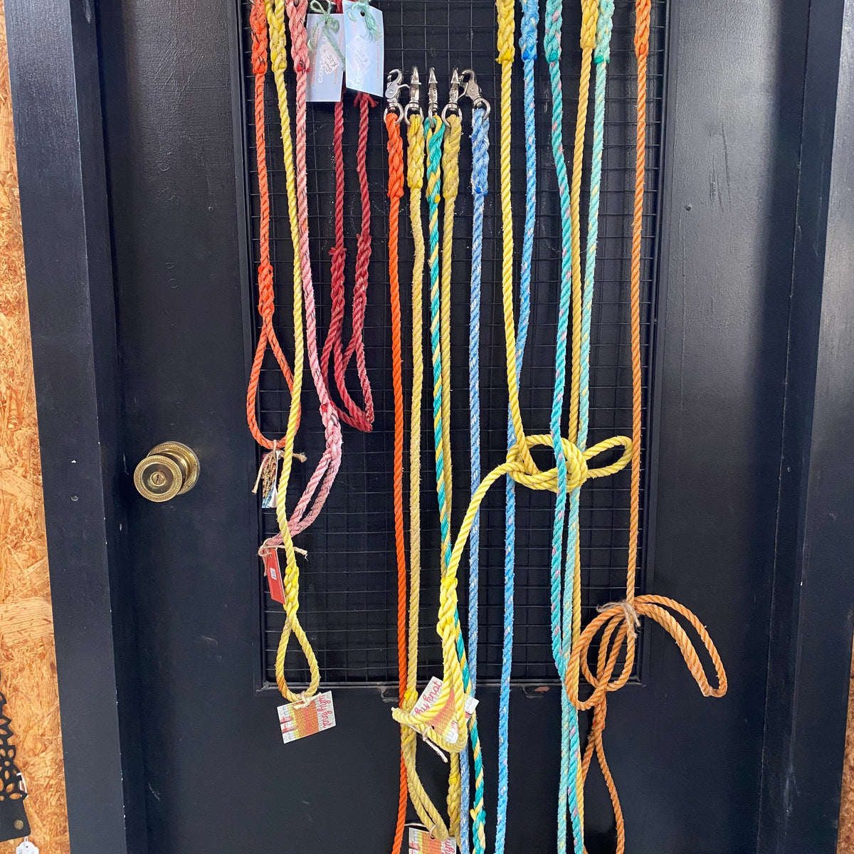 Why Knot Dog Leads Long Dog Leads - Crayfishermen rope