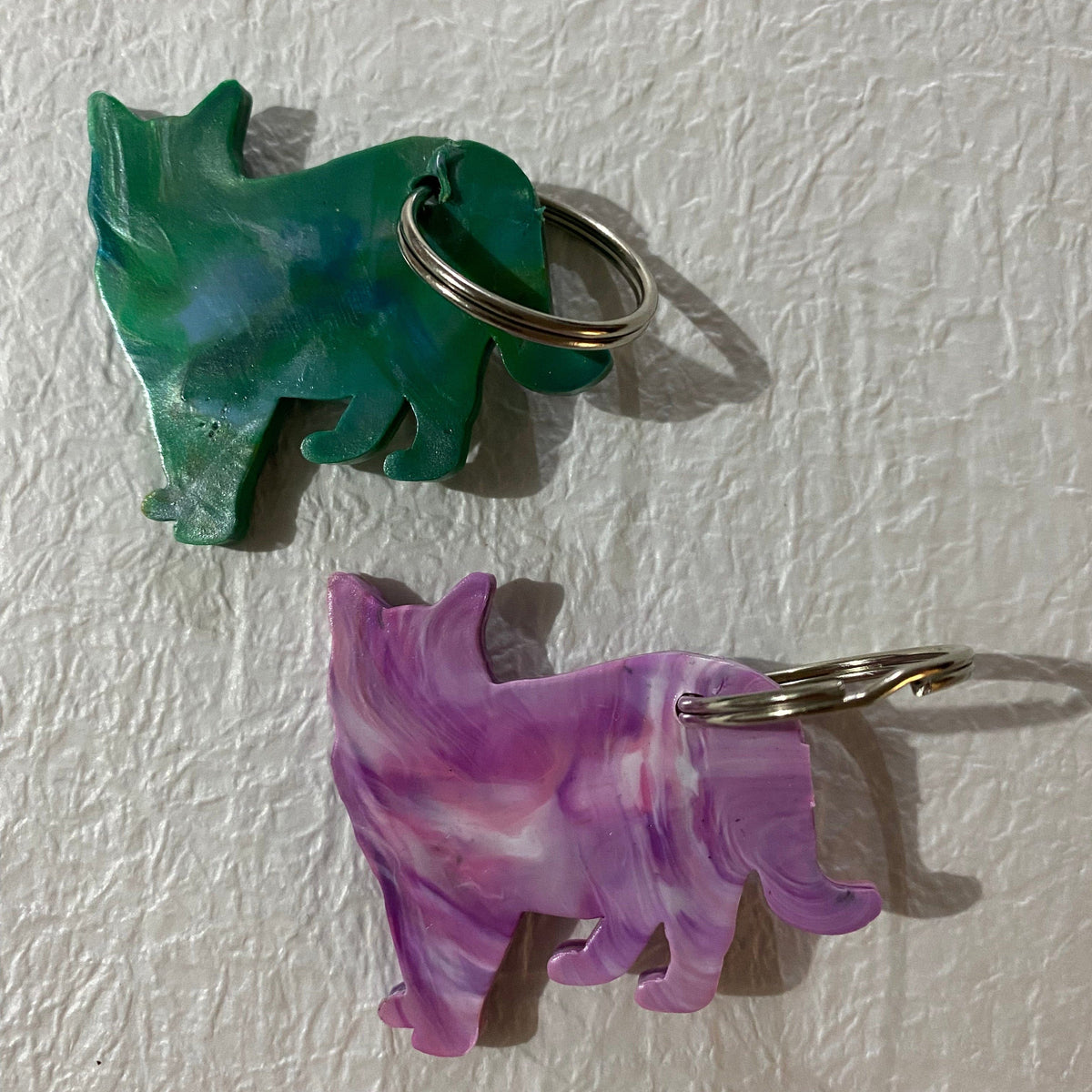 Zero.plastics.australia keyring Cat - small Keyrings - Recycled bottle lids - Zero.plastic.Australia